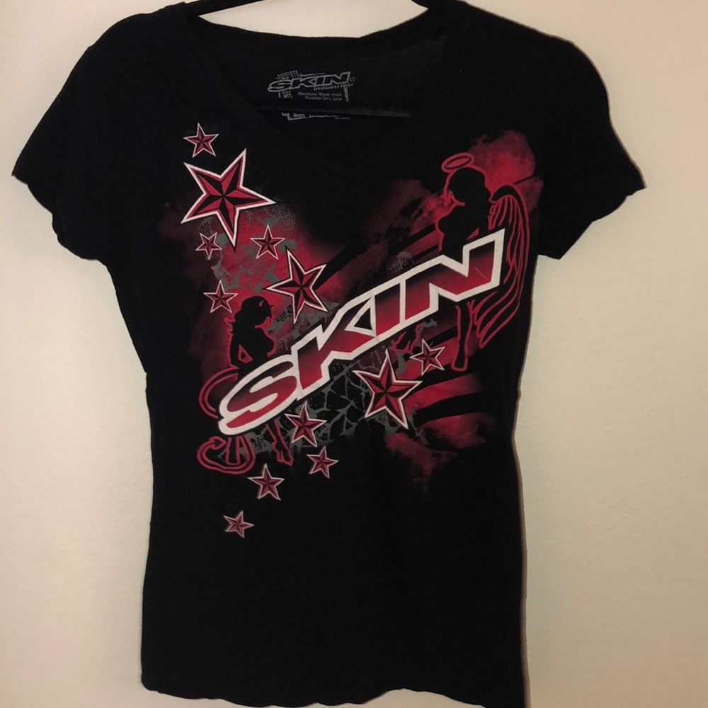 SKIN T-shirt